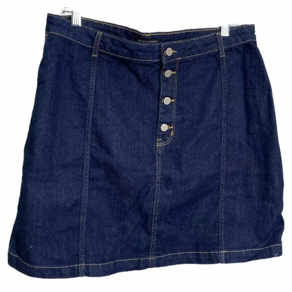 Banana Republic Women's Denim Jeans Skirt Mini Blue Dark Wash Button-Down Sz 12 - Picture 1 of 5